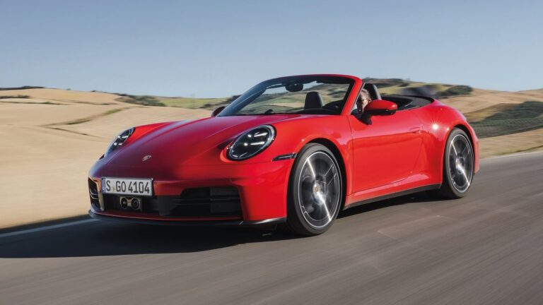 J'ai essayé la Porsche 911 Carrera Cabrio 2025: "En seulement 12 secondes, il vous laisse avec le soleil par Montera, afin que vous puissiez profiter de son moteur boxeur dans le poumon complet"