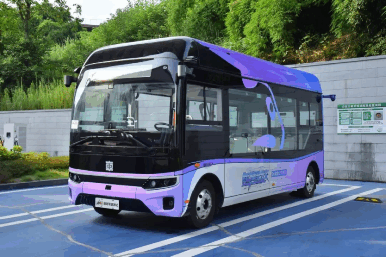 Chine: Chengdu Public Transport Group et CRRC EV lancent un pilote de bus autonome