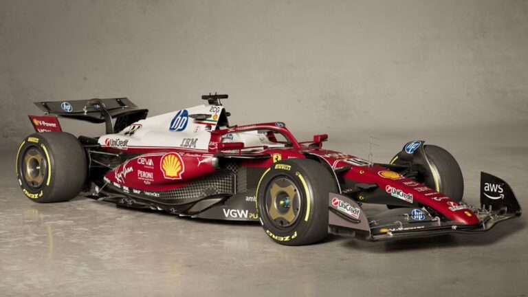 Niki Lauda a été championne du monde en 1975 avec Ferrari 321T. Maintenant, la «Scuderia» prépare un bel hommage à Monza